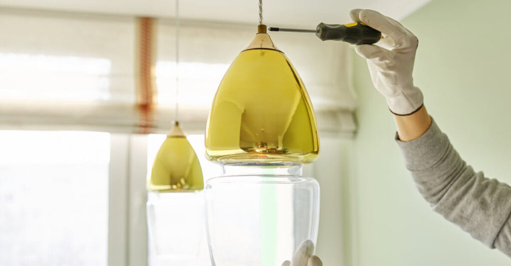 Lampadario da aggiustare
